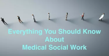 role of social worker in medical setting